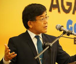 川上　剛 氏