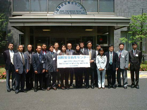 12 participants of the Safety Management in Construction Work course from 9 countries: China, Indonesia, Korea, Malaysia, Mongolia, The Philippines, Singapore, Thailand, and Vietnam. 