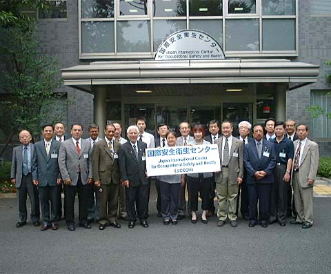 14 Participants of the Diagnosis and Prevention of Pneumoconiosis course from 9 countries : China, India, Indonesia, Korea, Malaysia, Mexico, The Philippines, Thailand and Vietnam,.