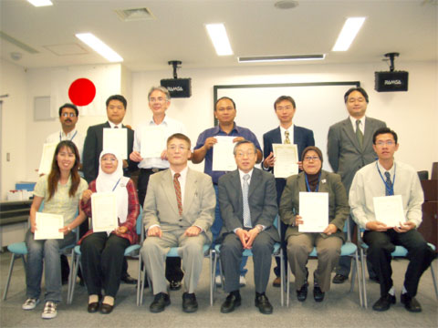 9 participants of the Asbestos and Dust Control Course from 8 countries: Cambodia, India, Indonesia, Mexico, Philippines, Singapore, Thailand and Vietnam.